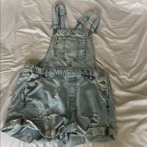 Short romper style jumpsuit